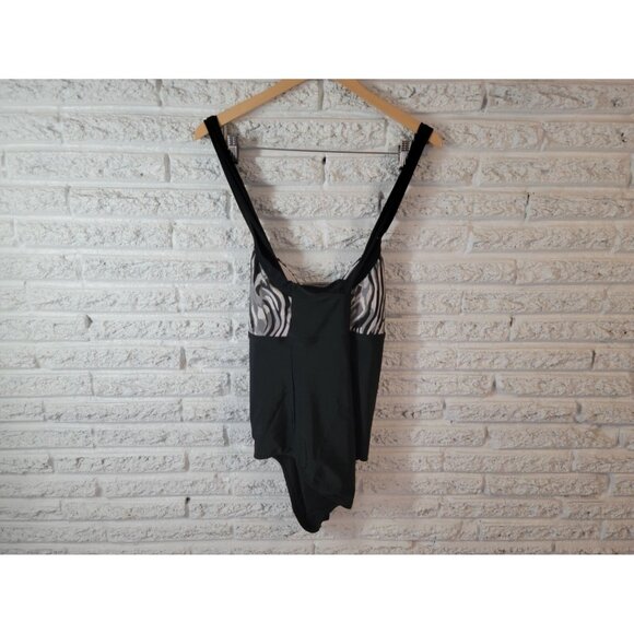 Catalina Womens Swimsuit 3X 22W 24W Plus One Piece Animal Print Bra ANI68E - Picture 5 of 12